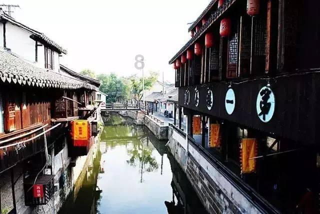 刘德华、吴京联手拯救地球！流浪地球3，2027年春节燃爆银幕